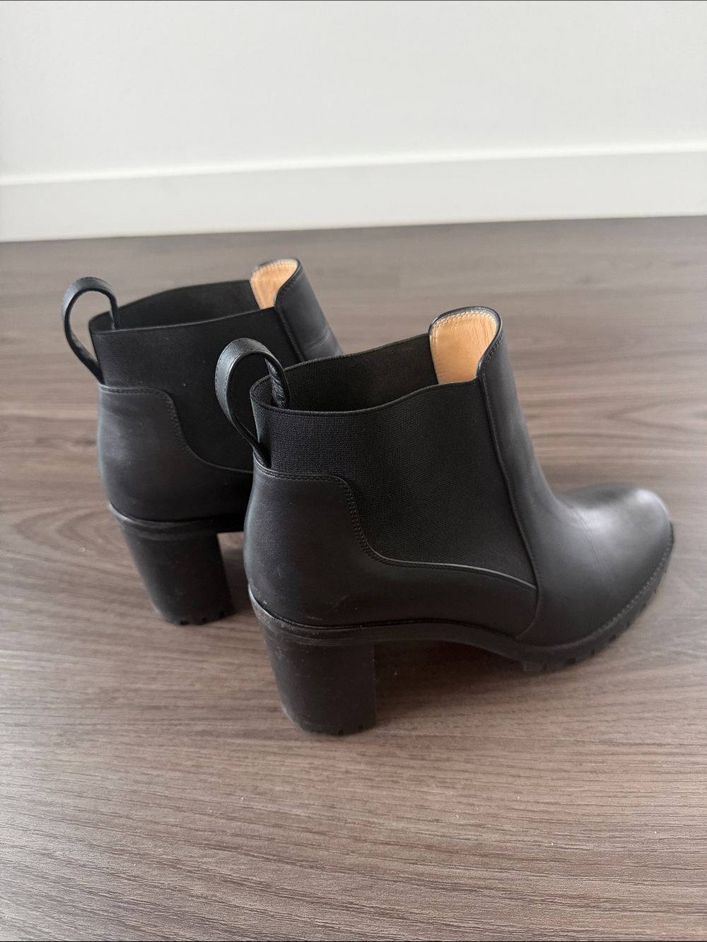 Christian Louboutin Black Leather Chelsea Ankle Boots - Picture 2 of 3